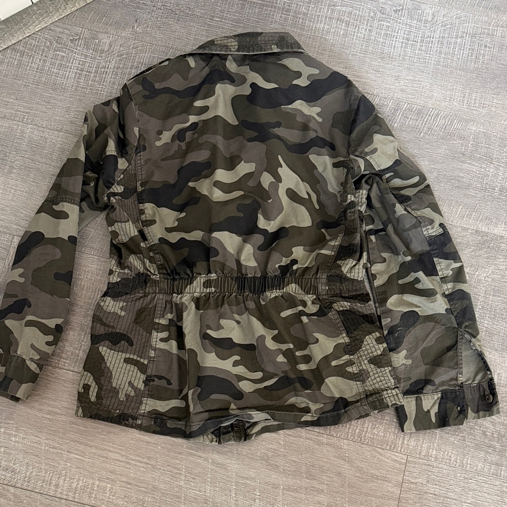 Love Tree Women's Camo Utility Jacket - Green & Black - Picture 4 of 6